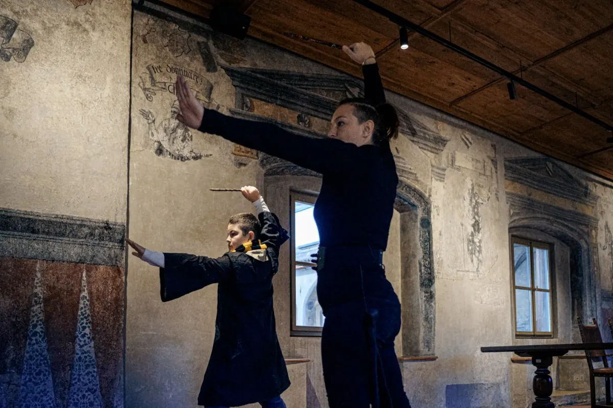Scuola di Magia Italiana Momento dalla Scuola di Magia Italiana